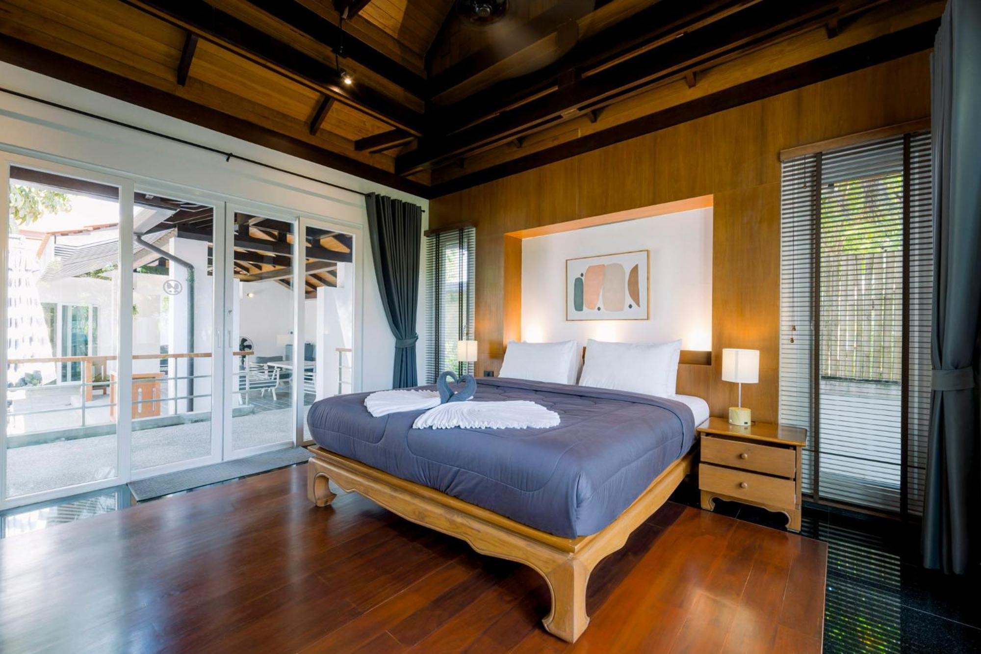 Luxurious Rawai วิลล่า Phuket