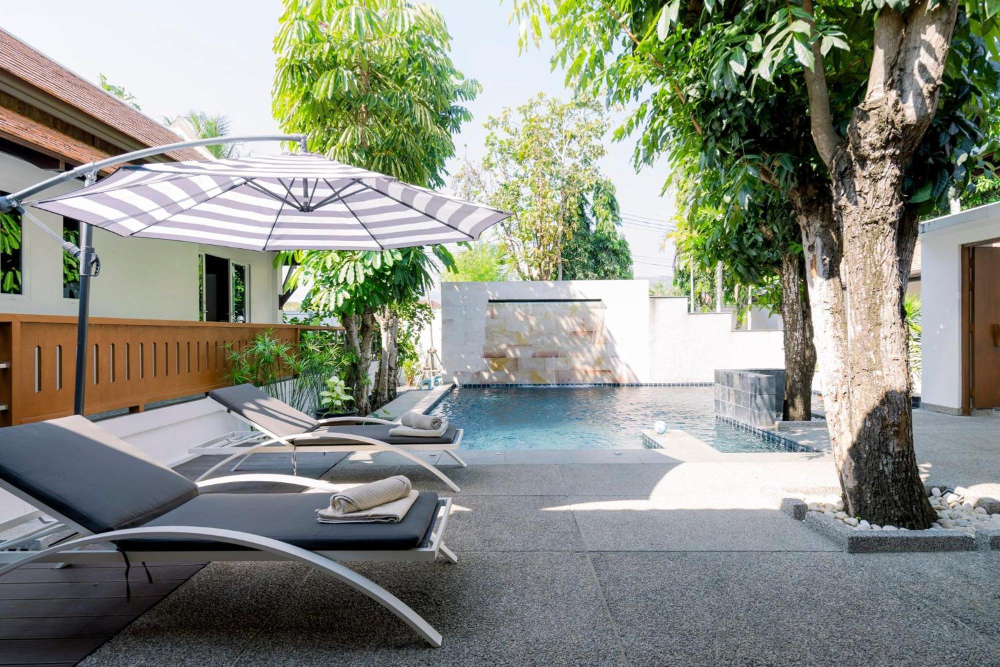 วิลล่า Luxurious Rawai Phuket
